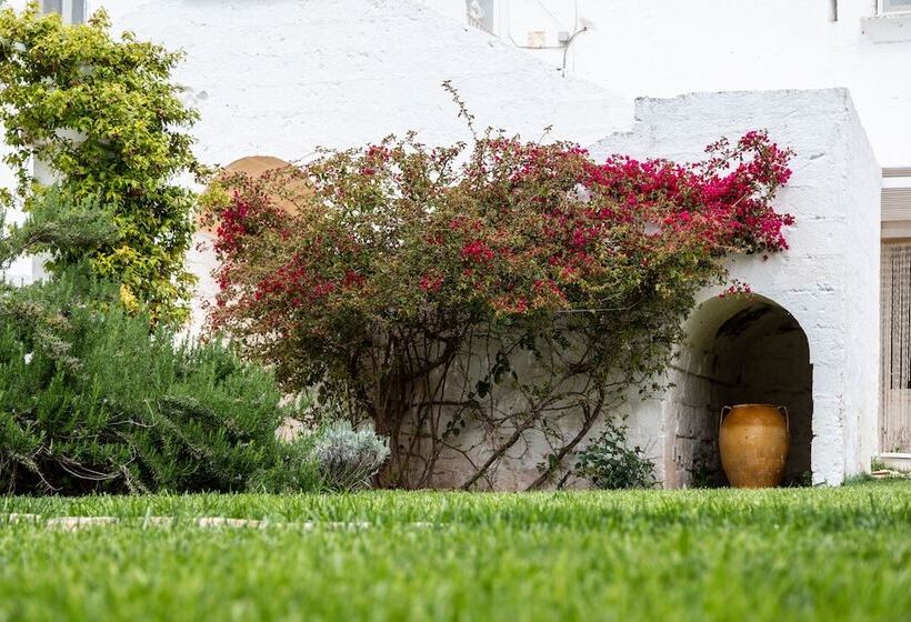 بنسيون Masseria Scaledda