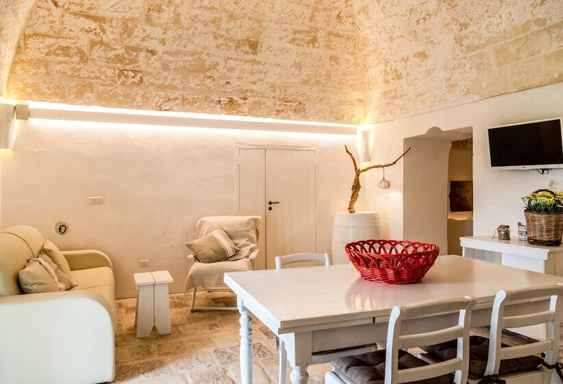 بنسيون Masseria Scaledda