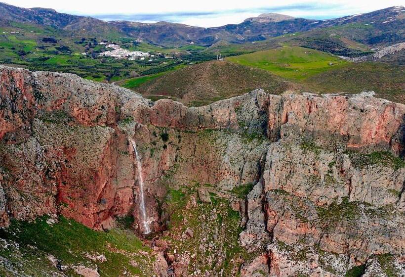 بنسيون Pyrgi Cretan Living & Spa