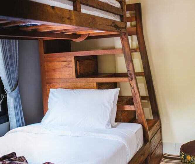 פנסיון Sari Gong Guest House, A Trishula Collection