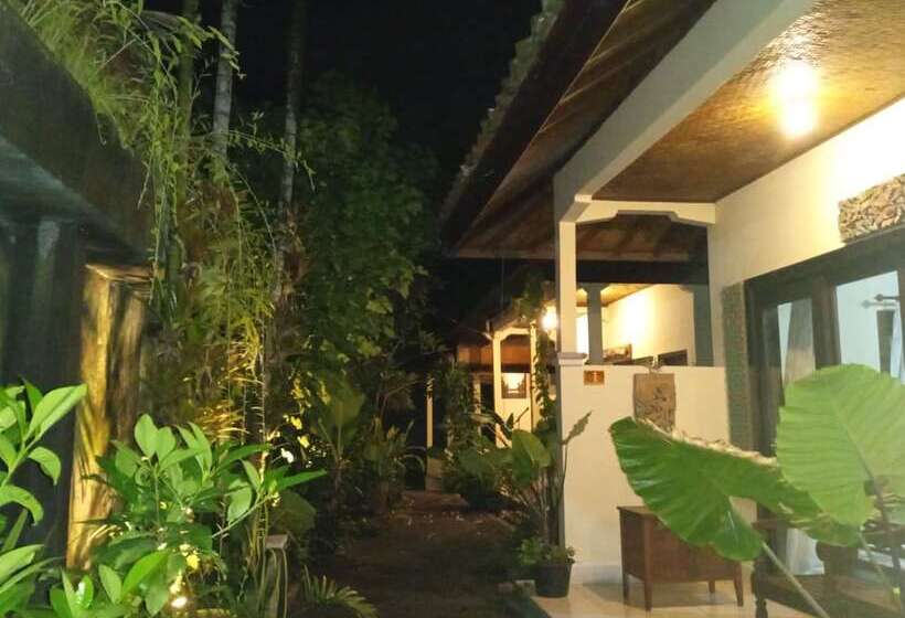 פנסיון Sari Gong Guest House, A Trishula Collection