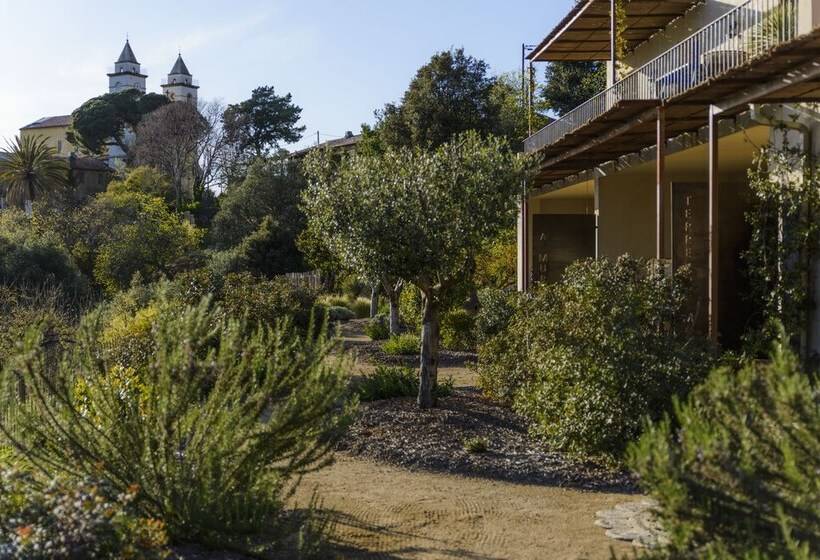 膳宿费 Terre De Maquis