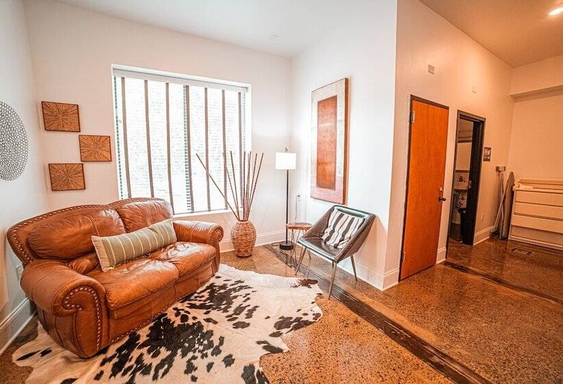 פנסיון The Heinsman Guest House