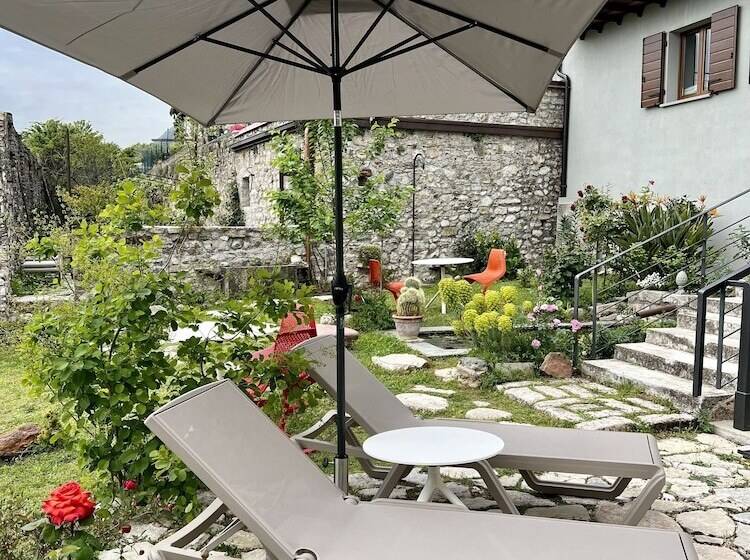 بنسيون Villa Del Lis