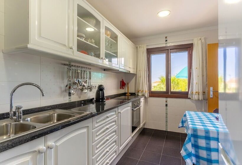 بنسيون Villa Dinis