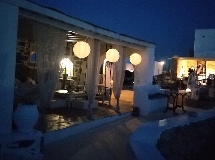 بنسيون Vougli View