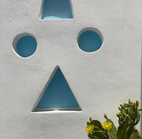 بنسيون Vougli View