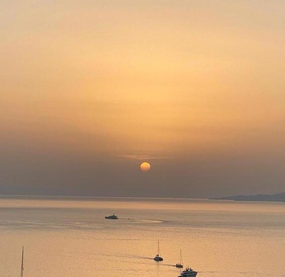 بنسيون Vougli View