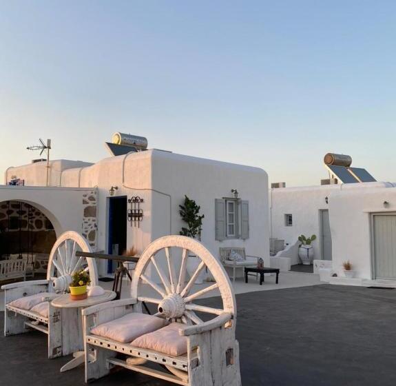 بنسيون Vougli View