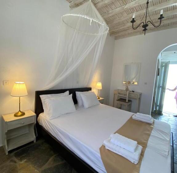 بنسيون Vougli View