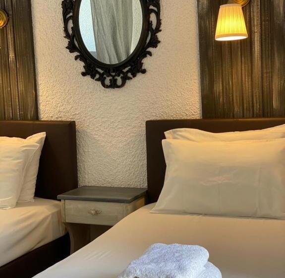 بنسيون Vougli View