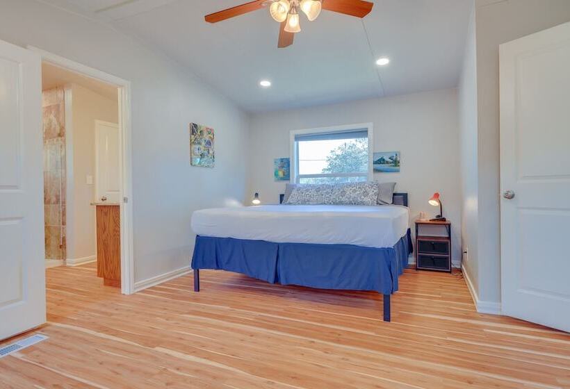 Pet Friendly Canyon Lake Home ~ 3 Mi To Water!