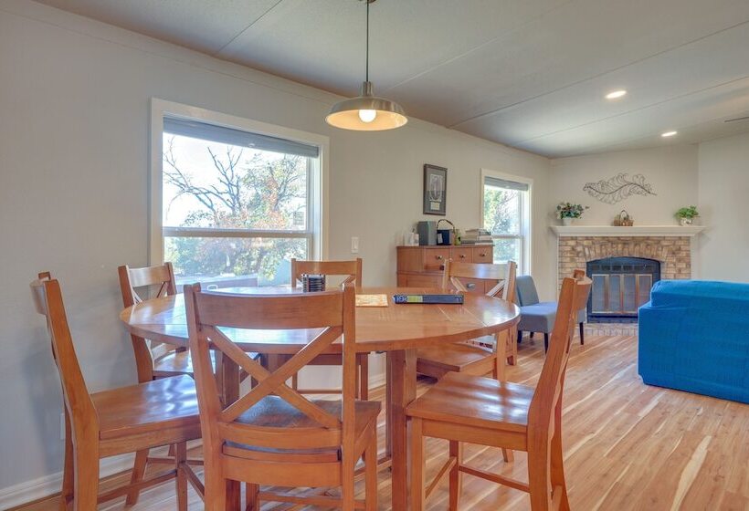 Pet Friendly Canyon Lake Home ~ 3 Mi To Water!