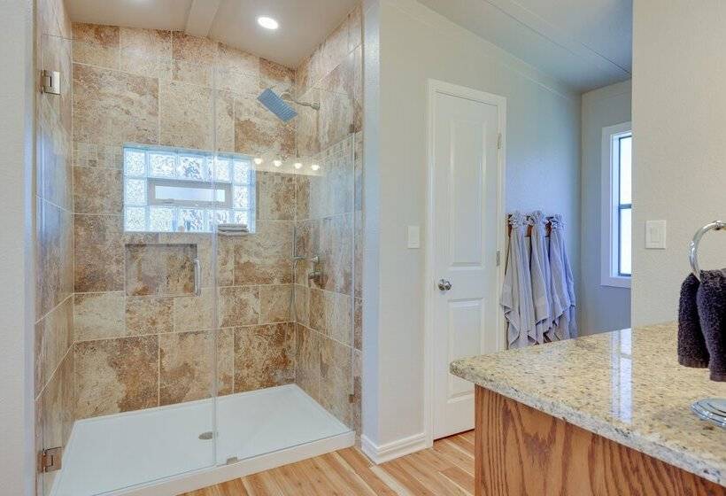 Pet Friendly Canyon Lake Home ~ 3 Mi To Water!