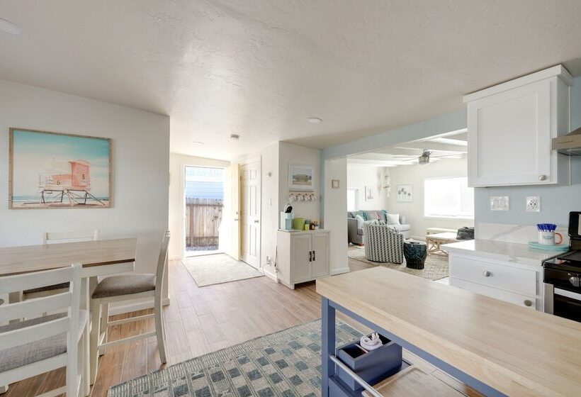 Pet Friendly Cayucos Home: Walk To Public Beach!