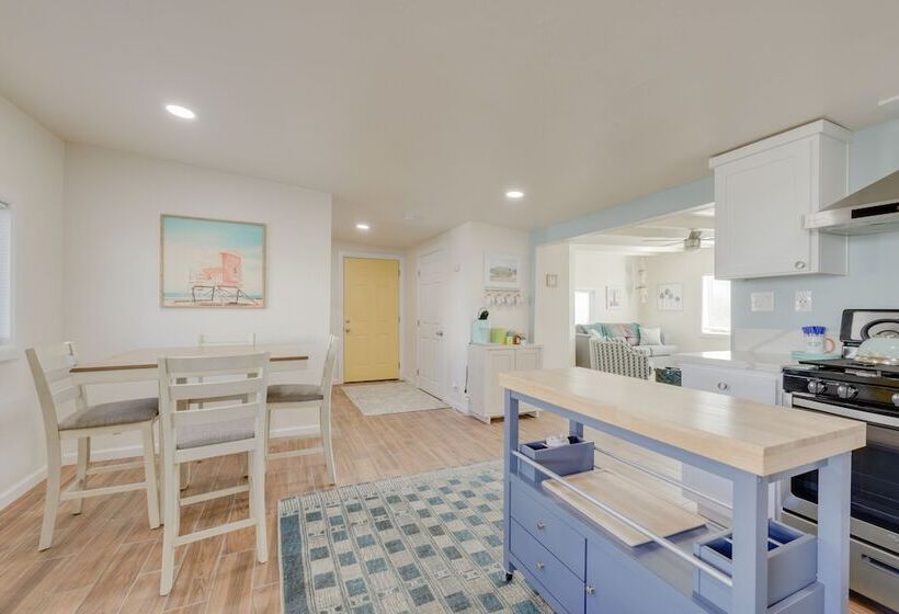 Pet Friendly Cayucos Home: Walk To Public Beach!