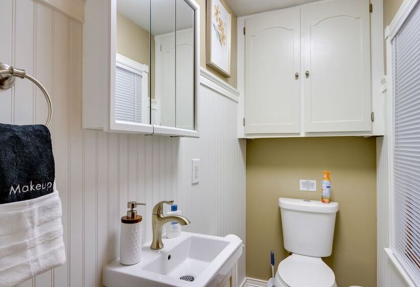 Pet Friendly Cottage: 8 Mi To Paul Bunyan Land!