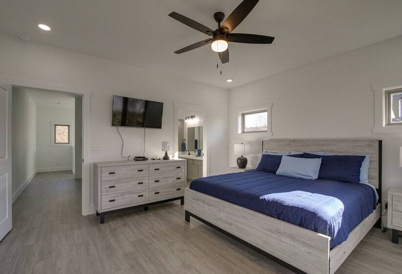 Pet Friendly Cotter Retreat W/ Deck & Gas Grill!