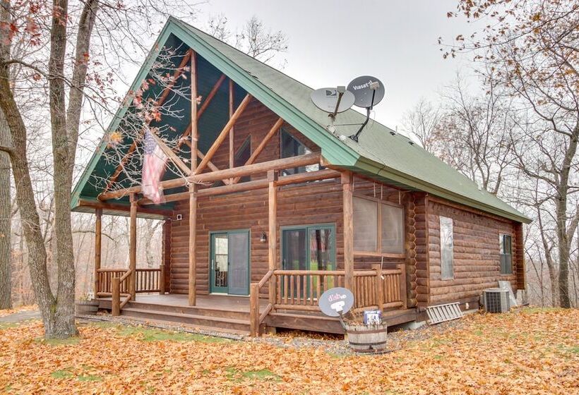 Pet Friendly Garrison Retreat W/ Gas Fireplace!