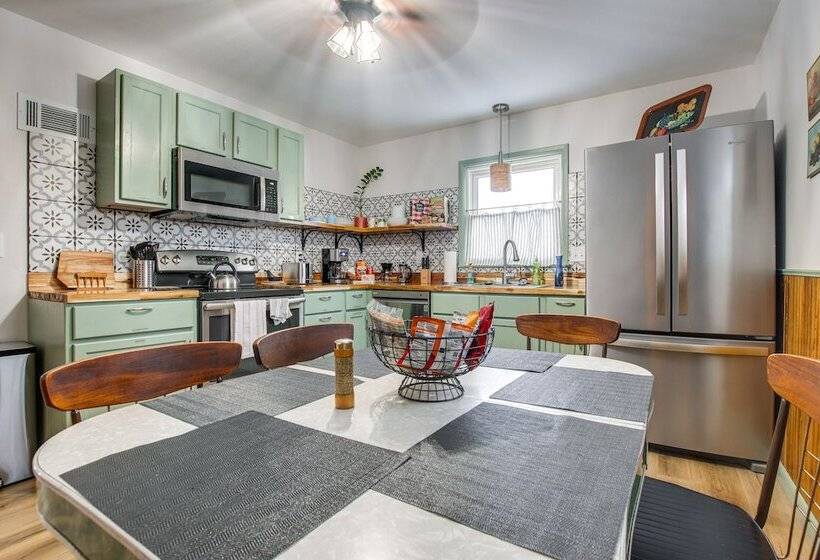 Pet Friendly Hiawatha Retreat W/ Private Yard!