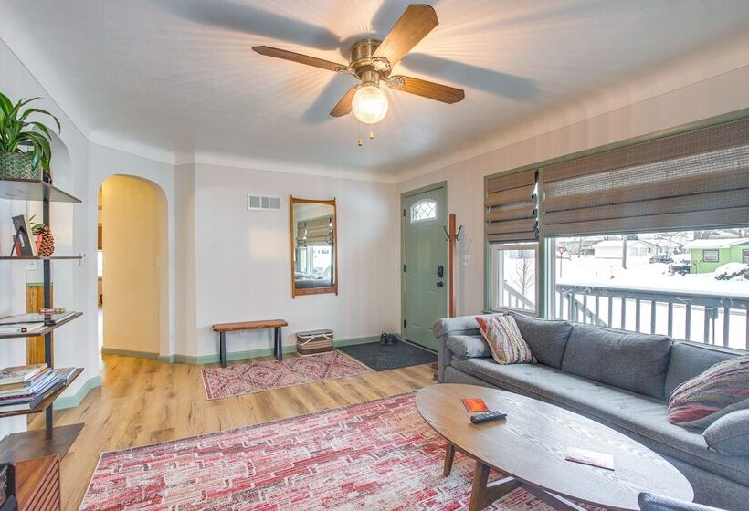 Pet Friendly Hiawatha Retreat W/ Private Yard!