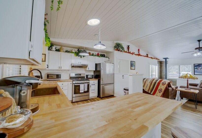 Pet Friendly Payson Cabin W/ Game Room!