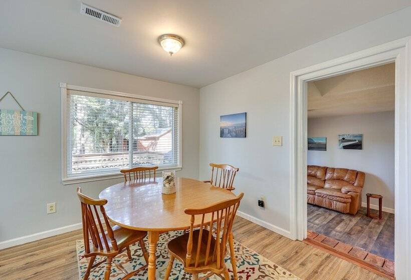 Pet Friendly Southport Home W/ Deck: 8 Mi To Beach