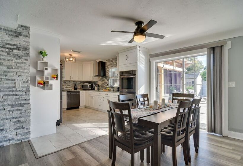Pinellas Park Escape W/ Heated Pool!