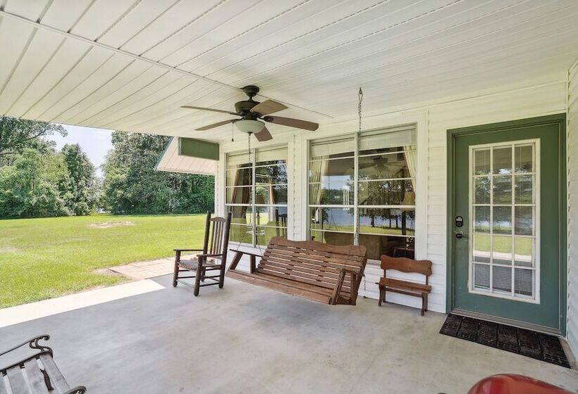 Private Lakefront Escape: Covered Patio, Fire Pit!