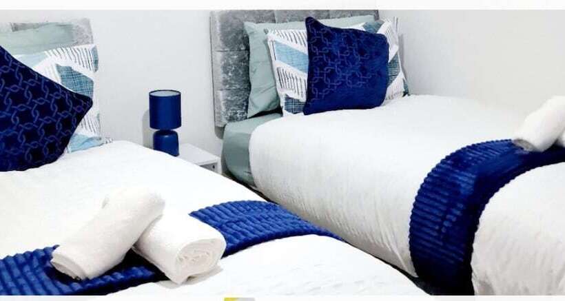 דירת נופש Beautiful 2 Bed House In Gillingham