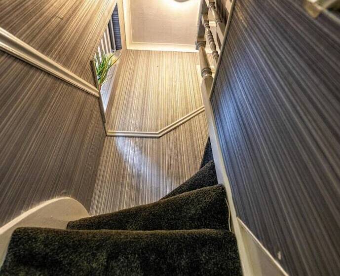 レジデンス Immaculate 3 Bed Luxury House In Dagenham London