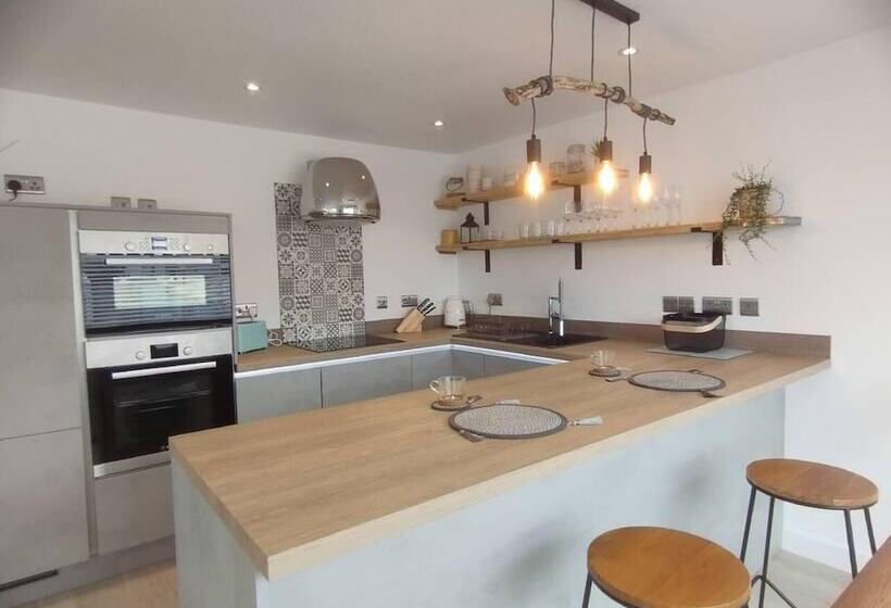 דירת נופש Impeccable 2 Bed House In Newquay