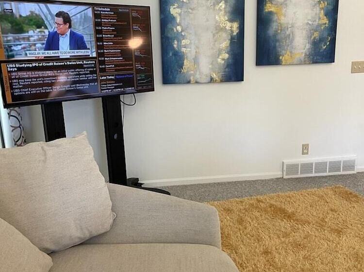 إقامة Omaha Homestays