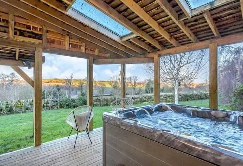 レジデンス Rookery Barn In The Outskirts Of Darley