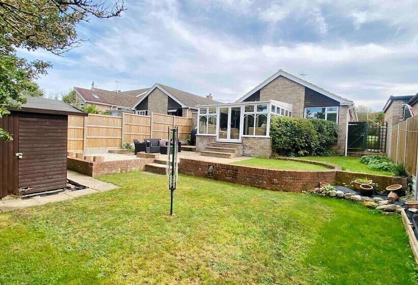 إقامة Tranquil Bridge Escape