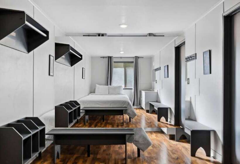 אתר נופש Camp Silver Spur