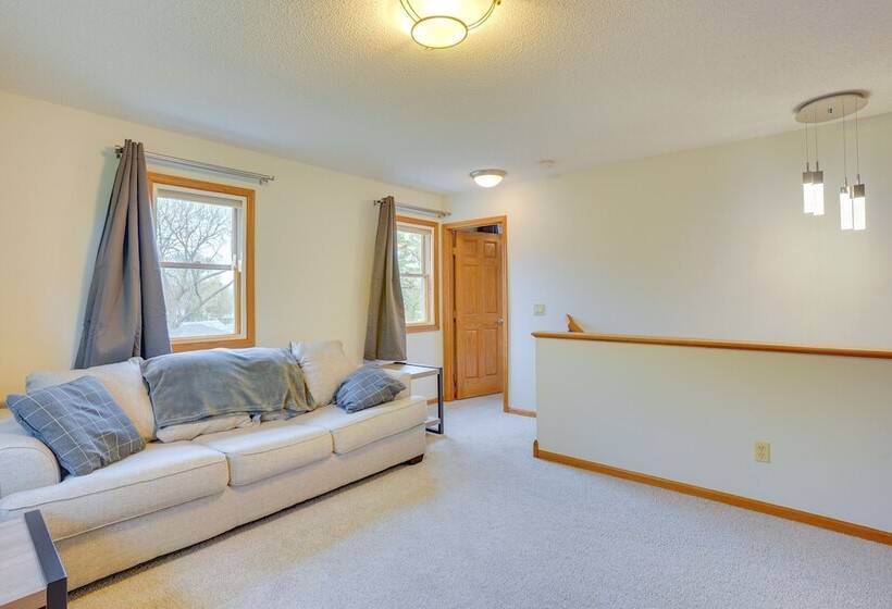 Richfield Home ~ 10 Mi To Central Minneapolis!