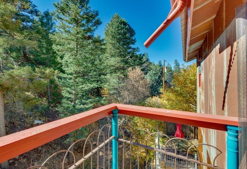 Riverside Retreat W/ Screened Porch: 6 Mi To Taos!