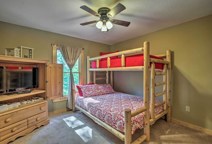 Secluded Ellijay Resort Cabin, 7 Mi To Dtwn!