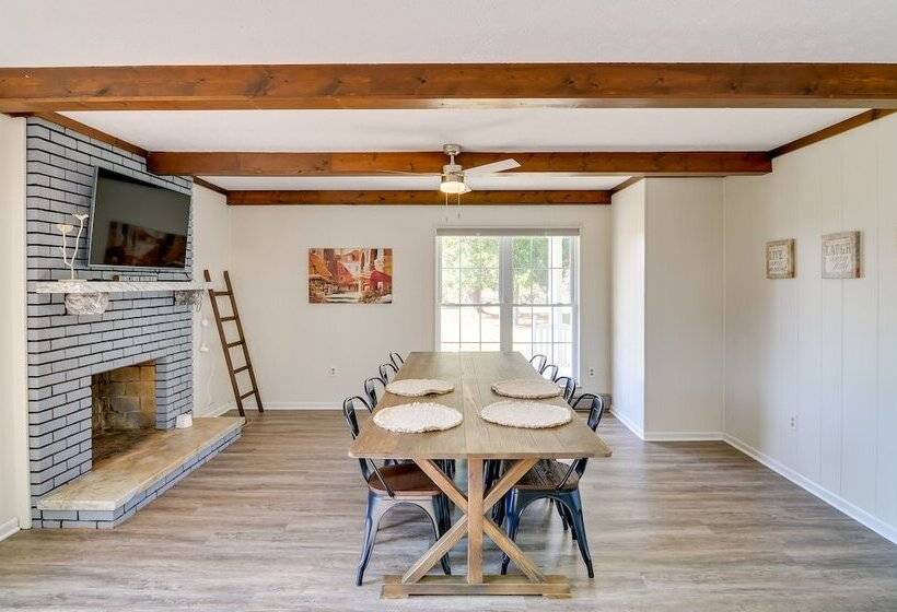 Secluded Jamestown Home ~ 5 Mi To Lake Cumberland!