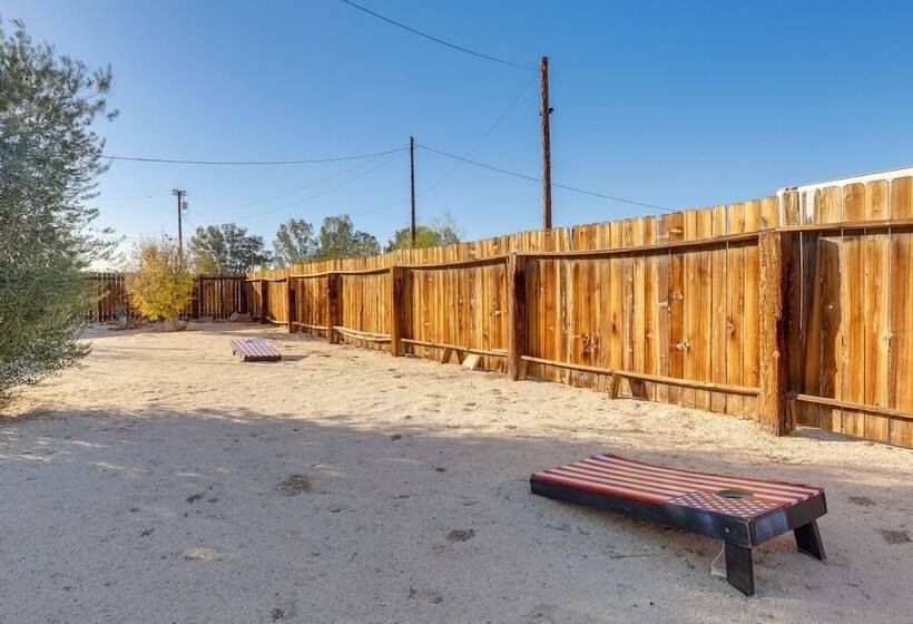 Serene Home W/ Yard   8 Mi To Joshua Tree!