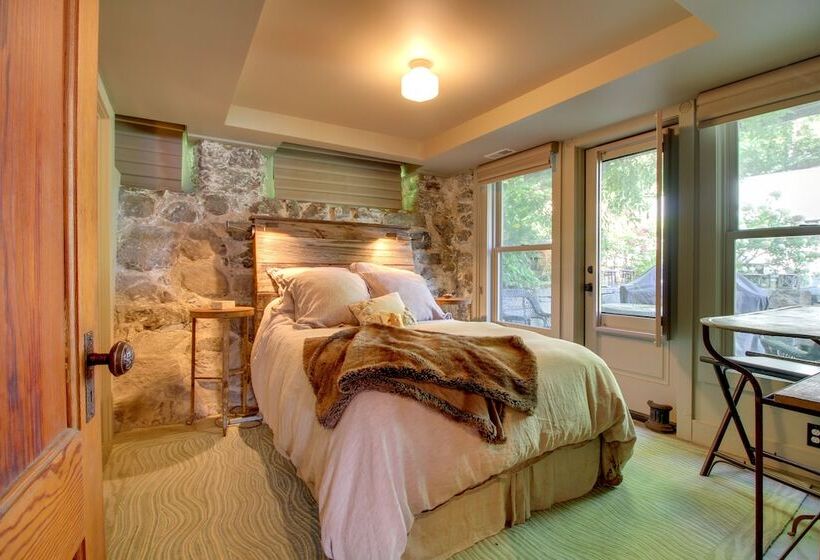 Serene Silver Bay Home On Lake George W/ Boat Slip