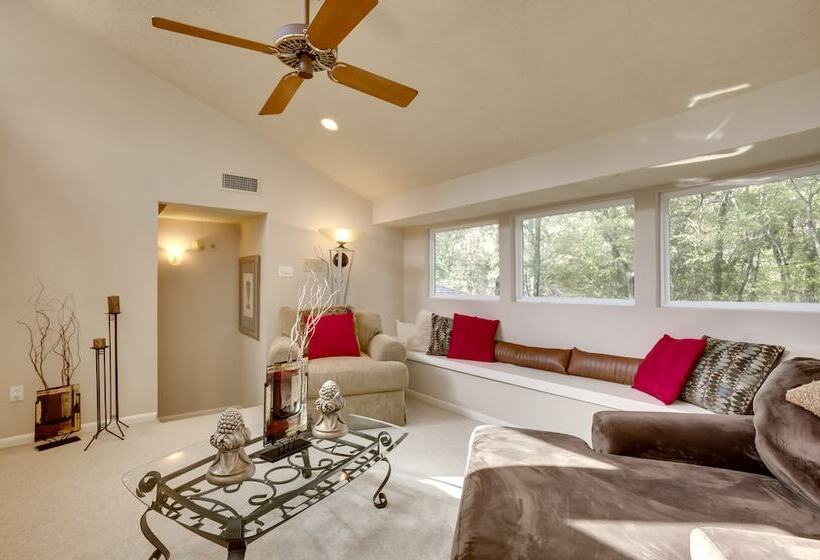 Serene + Spacious Spring Home W/ Forest Views!