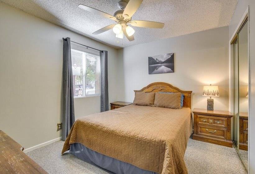 Serene Sugarloaf Cabin ~ 6 Mi To Big Bear Resort