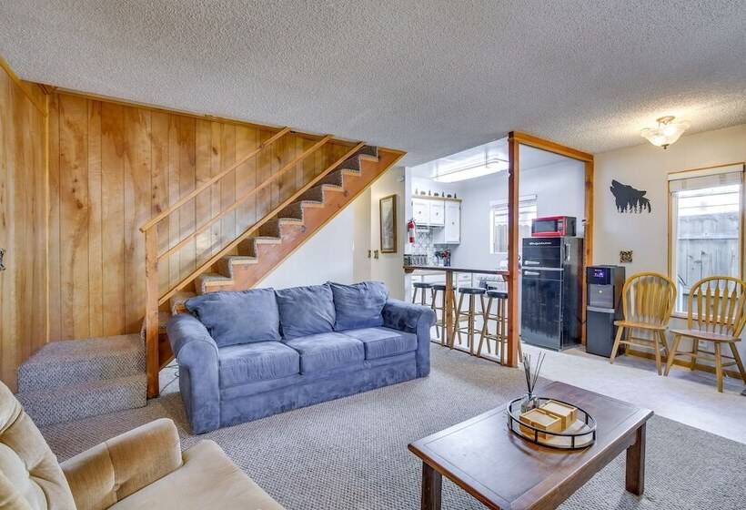 Serene Sugarloaf Cabin ~ 6 Mi To Big Bear Resort