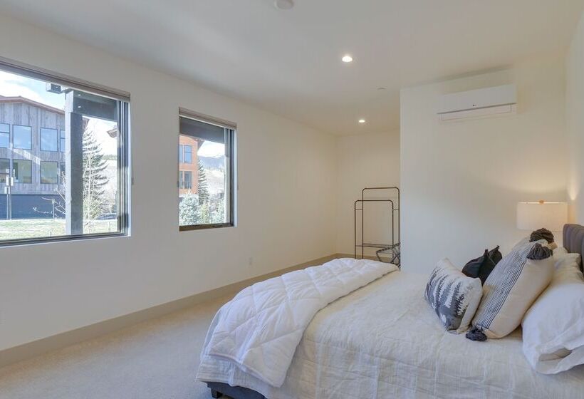 10 Mi To Ski: Mtn View Gem In Silverthorne