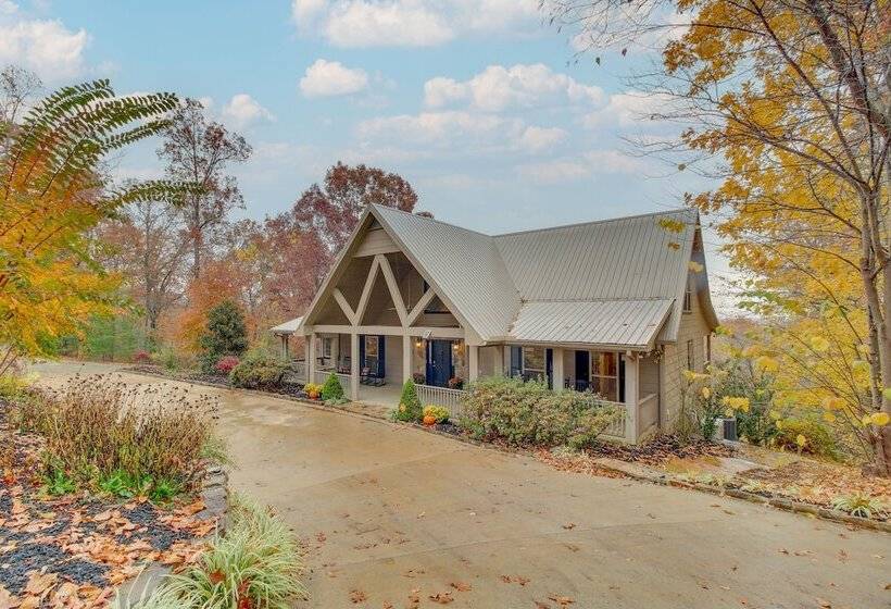 Ellijay Cabin W/ Hot Tub & Mountain Views
