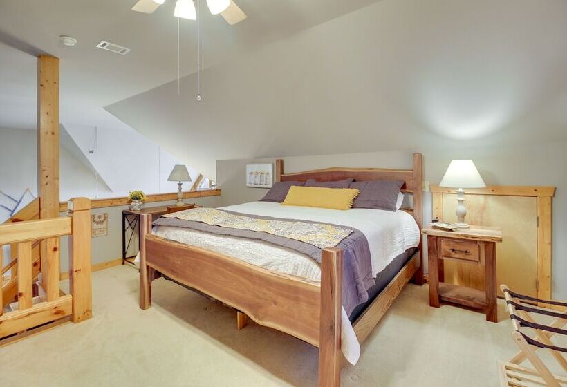 Ellijay Cabin W/ Hot Tub & Mountain Views