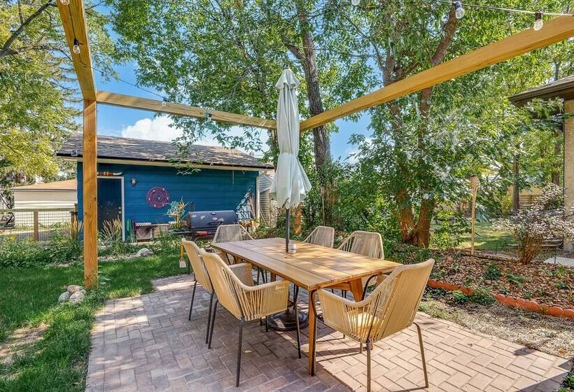 Spacious Minneapolis Home 2 Mi To Downtown!