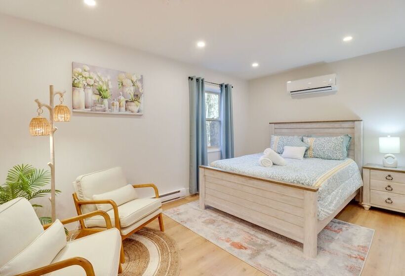 Stellar Long Pond Home With Hot Tub And Fire Pit!